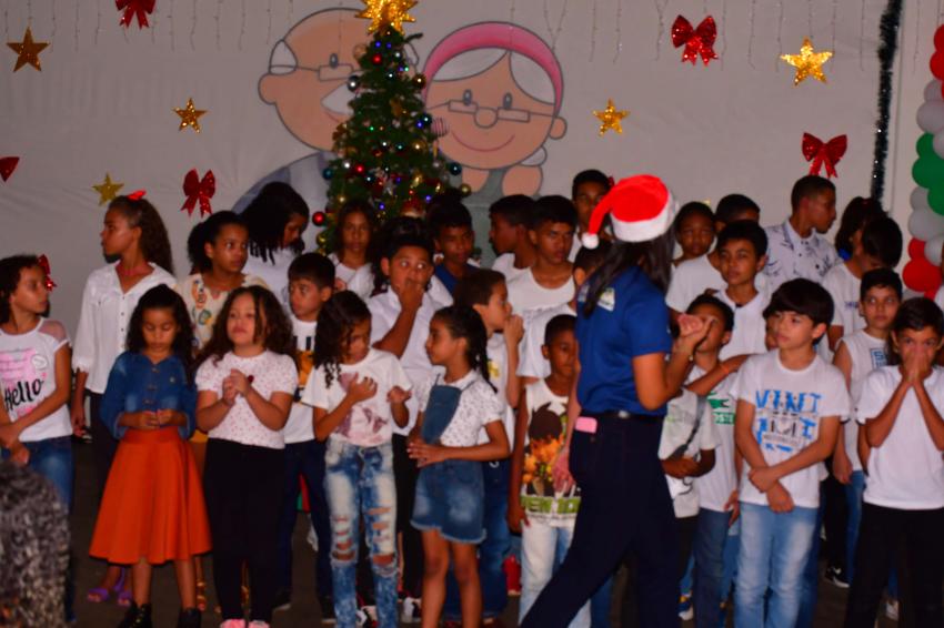 CONFRATERNIZAÇÃO DO GRUPO DE CONVIVÊNCIA E FORTALECIMENTO DE VÍNCULOS
